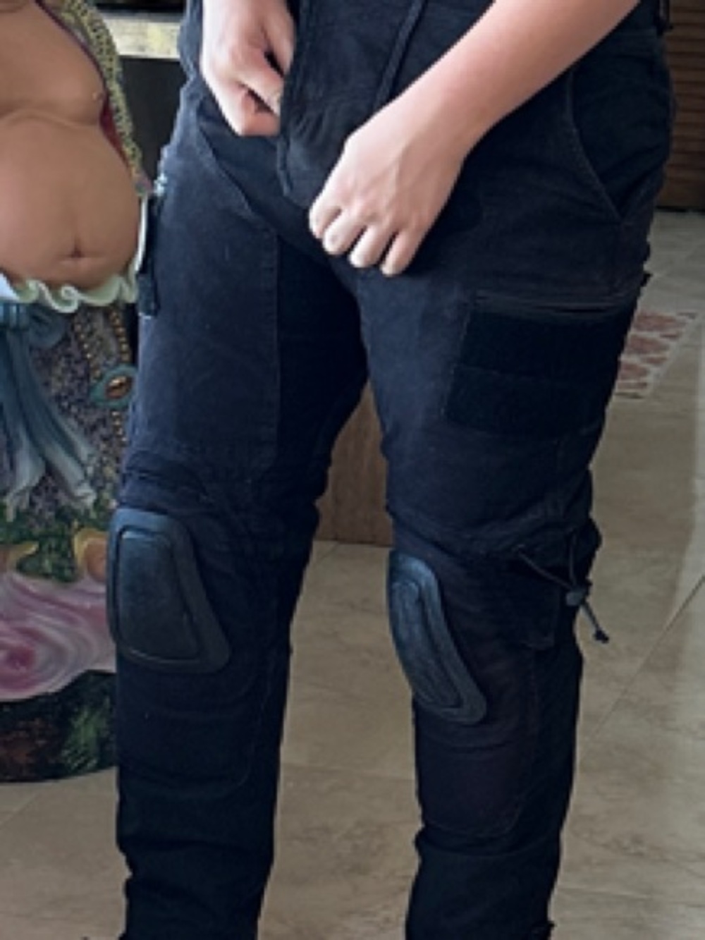 Black Tactical Cargo Pants with Built-In Knee Pads